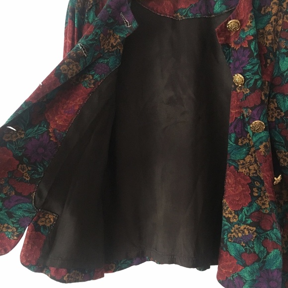 🪴 Vintage Floral Print Herringbone Button Up Top - Picture 7 of 15